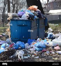 Best Construction Debris Removal  in Escanaba, MI